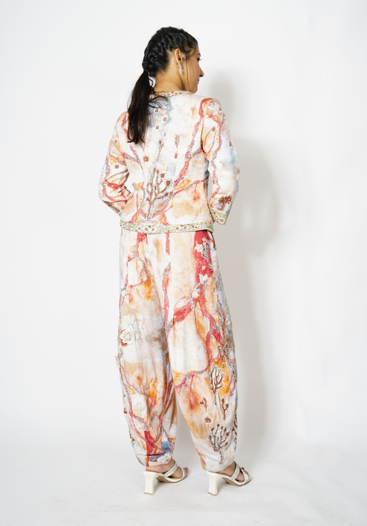 NAVYA CUSTOM (18)